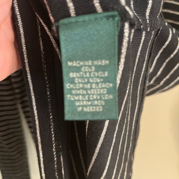 Lauren by Ralph Lauren  Long Sleeve V-neck Shirt with Metallic Stripes Size XL - Picture 4 of 7
